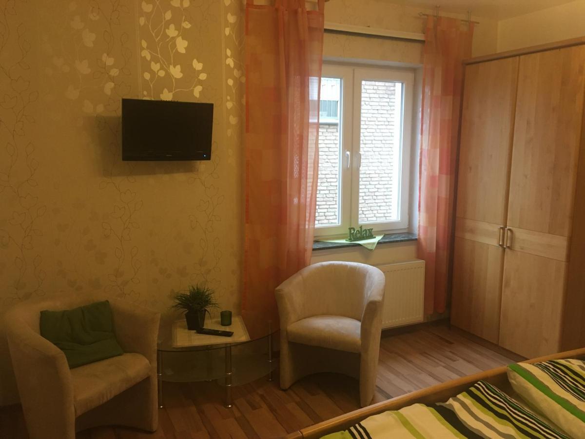 Hotel Restaurant Muether Gutersloh Bagian luar foto